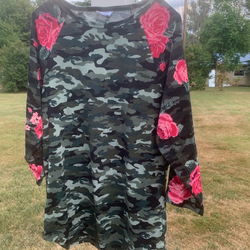 Lularoe Randy.